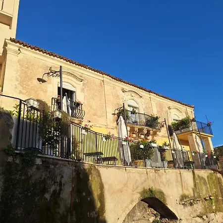 Terra Del Sole Ibla 4*