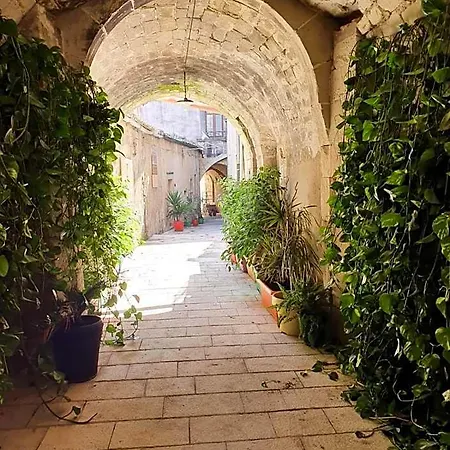 Terra Del Sole Ibla - Panoramic Frühstückspension 4*