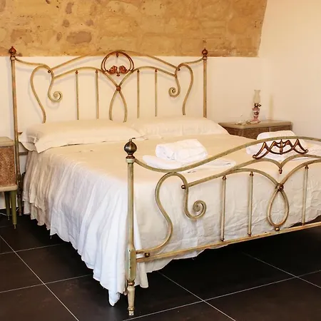 Terra Del Sole Ibla - Panoramic 4*